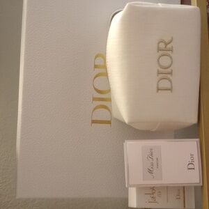 Dior pouch